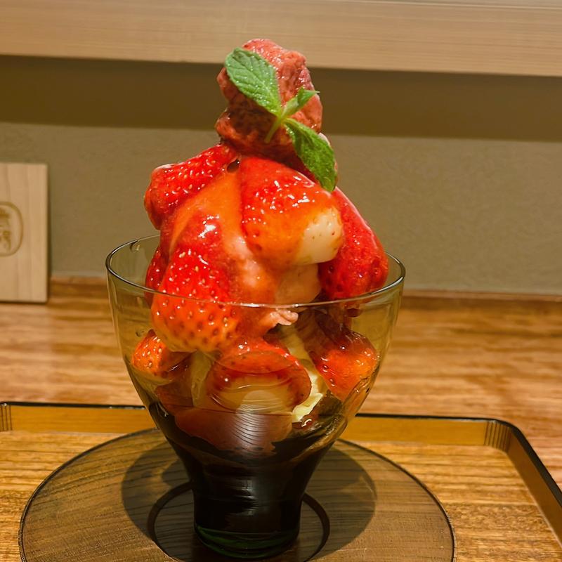 いちごパフェ(Cafe＆Sweets 菊乃井 無碍山房 Salon de Muge京都高島屋店)