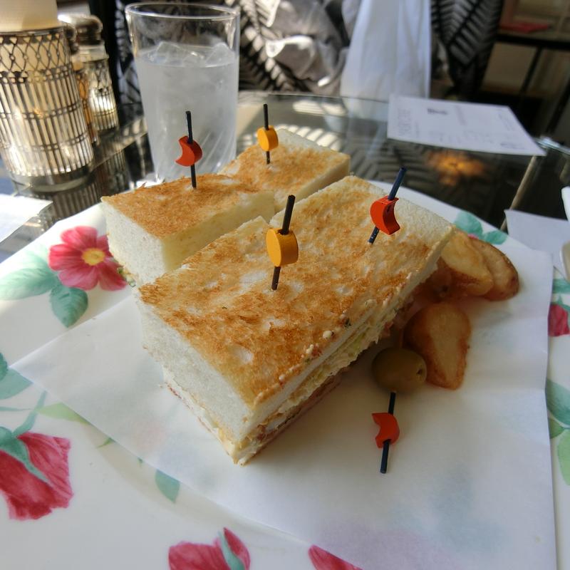 海老カツタルタルホットサンド(バー・ラウンジ ＬＥＶＥＬ ⅩⅩⅠ)