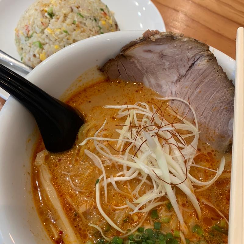 辛味噌ラーメン(麺のひな詩)