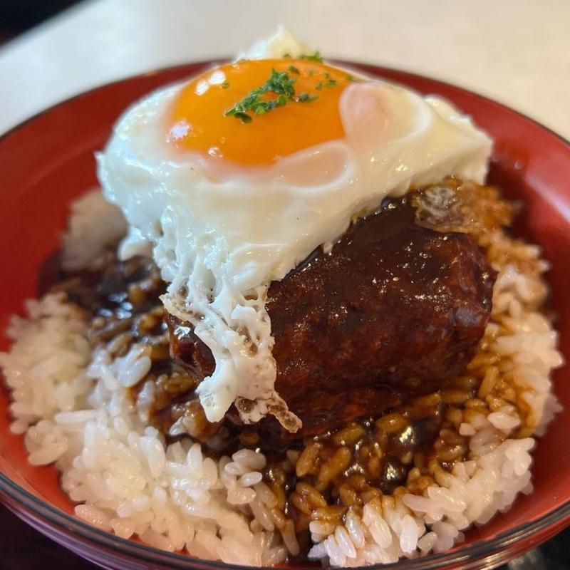 ハンバーグ丼(津々井)