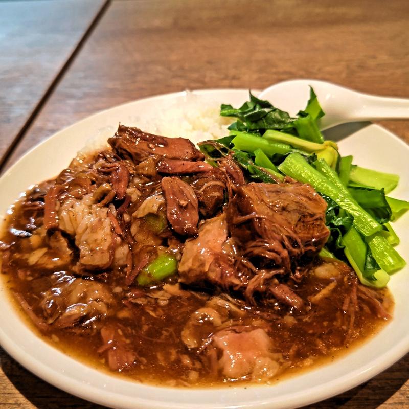 牛バラ肉ごはん(愛群)