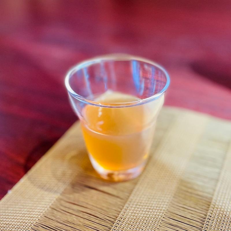 目覚めの一杯　伊勢紅茶とはちみつ(鳥羽国際ホテル潮路亭 白石 )