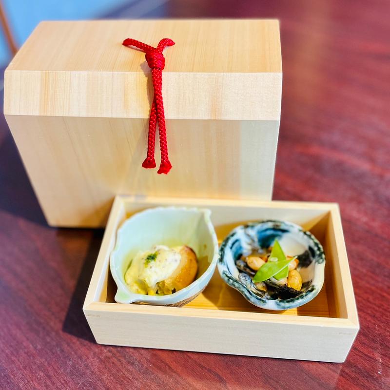 小鰯の大船煮・松阪豚バラ肉の辛子焼き(鳥羽国際ホテル潮路亭 白石 )