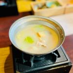 春野菜と伊勢鳥の鶏白湯鍋(鳥羽国際ホテル潮路亭 白石 )
