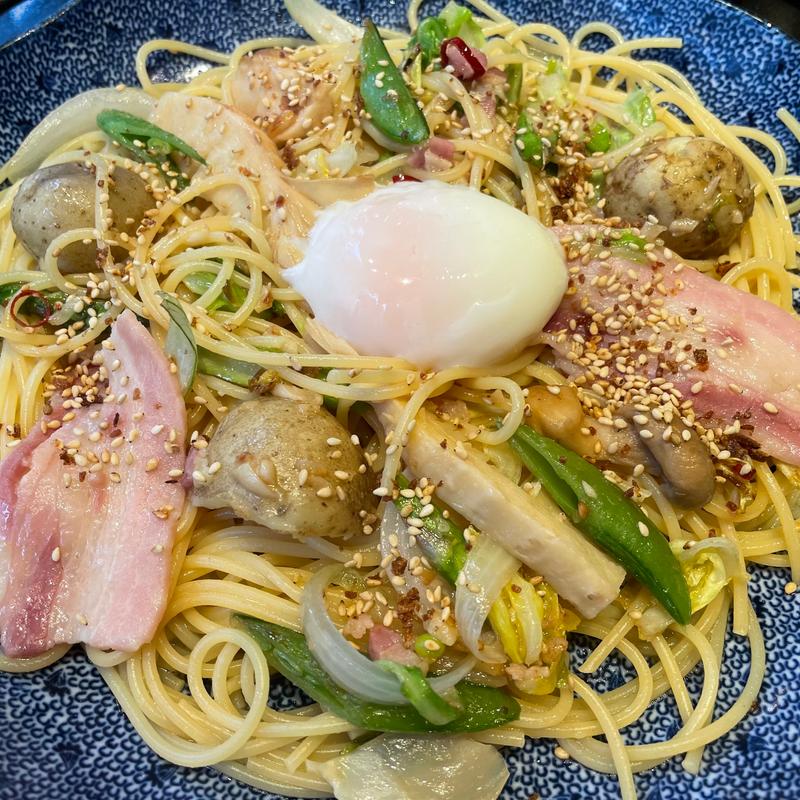 イベリコ豚と春野菜づくしのよくばりスパゲッティ(洋麺屋五右衛門 下北沢店)