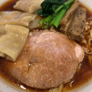 わんたん麺(中華そば 千乃鶏（センノトリ）)