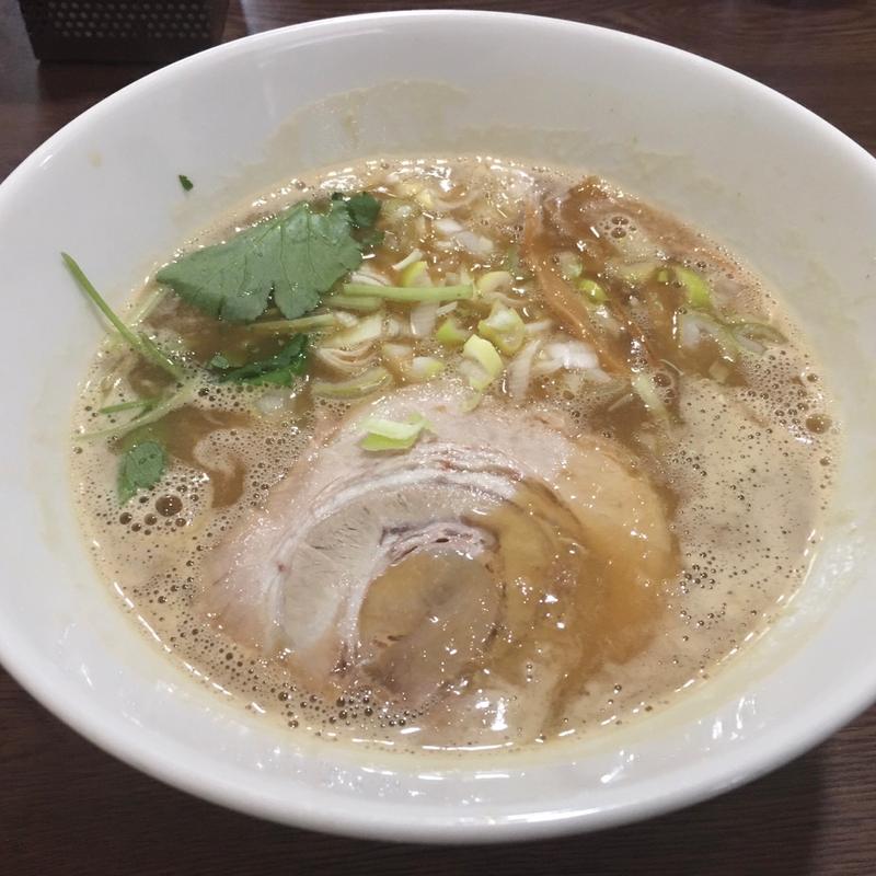 とりとん醤油(ラーメンスタンド MEN BOX)