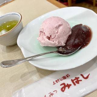 桜アイス(あんみつ みはし 東京駅一番街店)