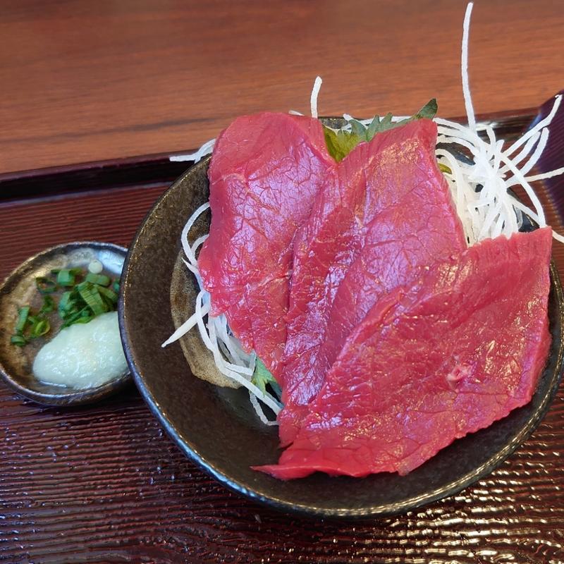 山形産お魚屋さんの馬刺し(魚めし屋 （ウオメシヤ）)