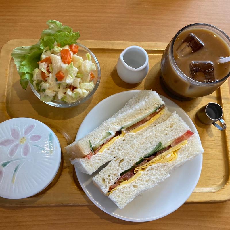 (喫茶 ピットイン)