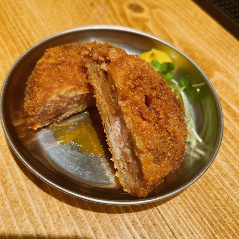 ハムカツ(立ち呑みスタンド ヨッコイショ 守口店)