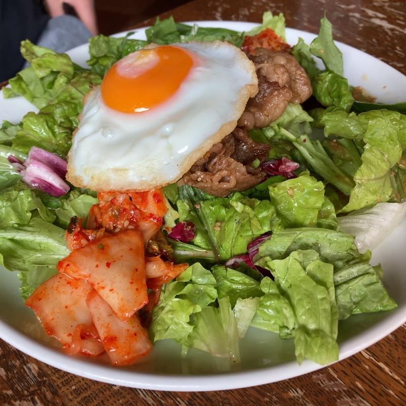 焼肉ロコモコ丼(ナカイチ珈琲)