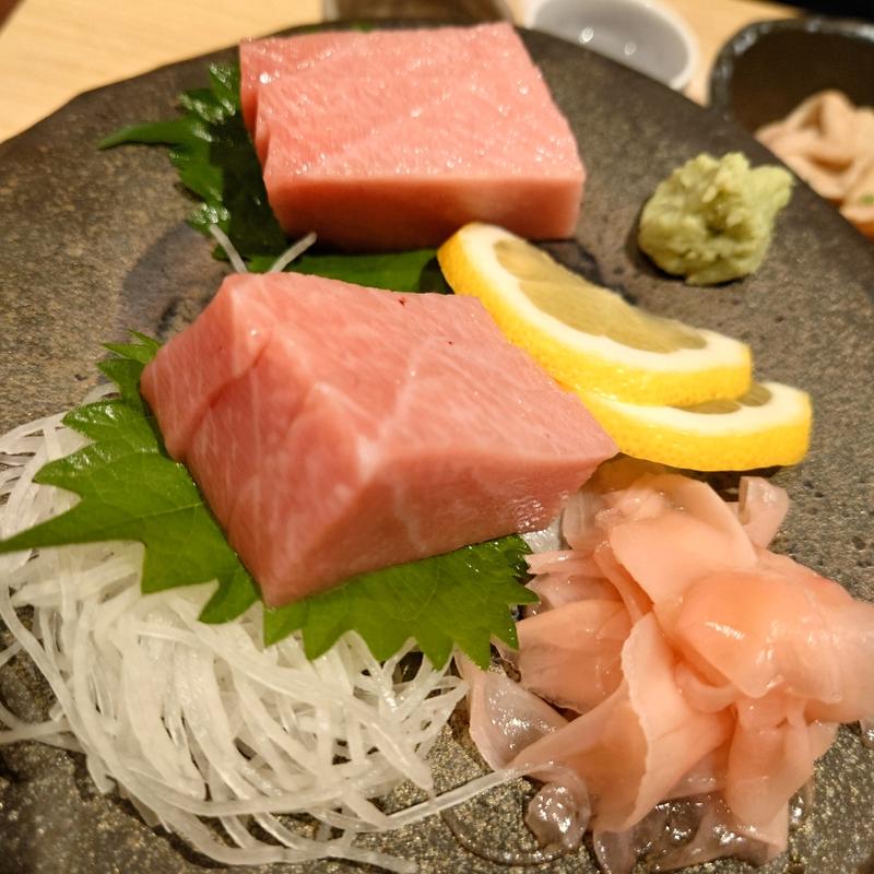 究極　本マグロ大トロ刺(石と肴 地雷也 )