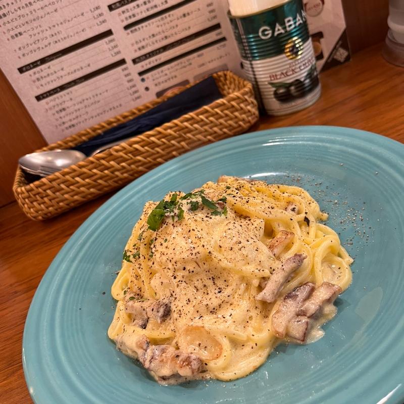 自家製ベーコンのカルボナーラ(パスタ アルバ)