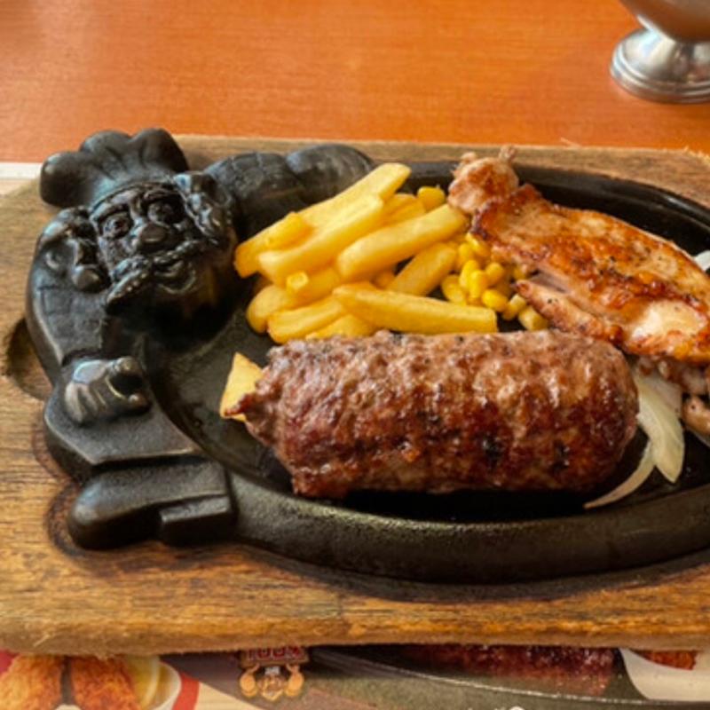 炭焼きチキンステーキとビリーハンバーグランチ(ブロンコビリー 各務原店)