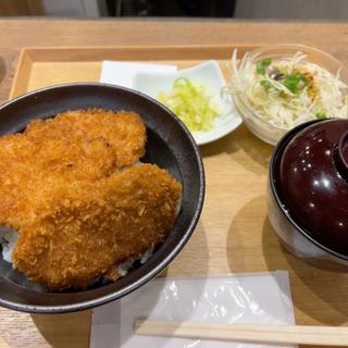 タレカツ丼　セット(新潟カツ丼 タレカツ 日比谷店)