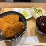 タレカツ丼　セット(新潟カツ丼 タレカツ 日比谷店)