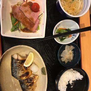 サバ塩ローストビーフ膳(夢庵 ロックタウン大須賀店 )