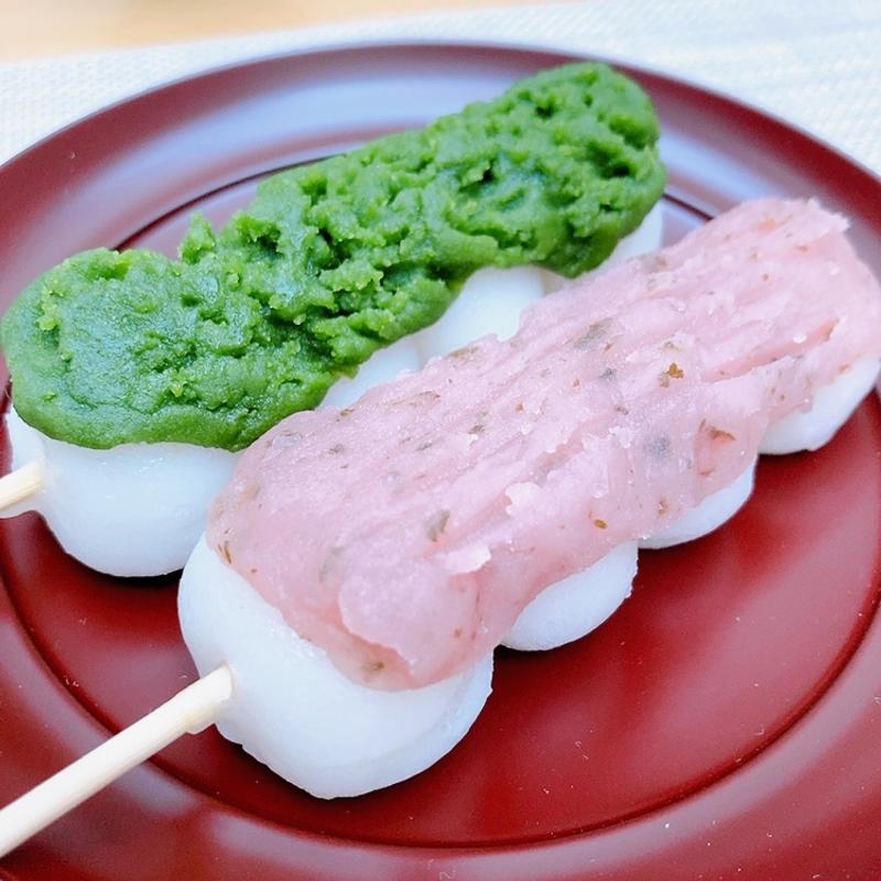 さくらあん団子と抹茶あん団子(お餅処 ゆい庵)