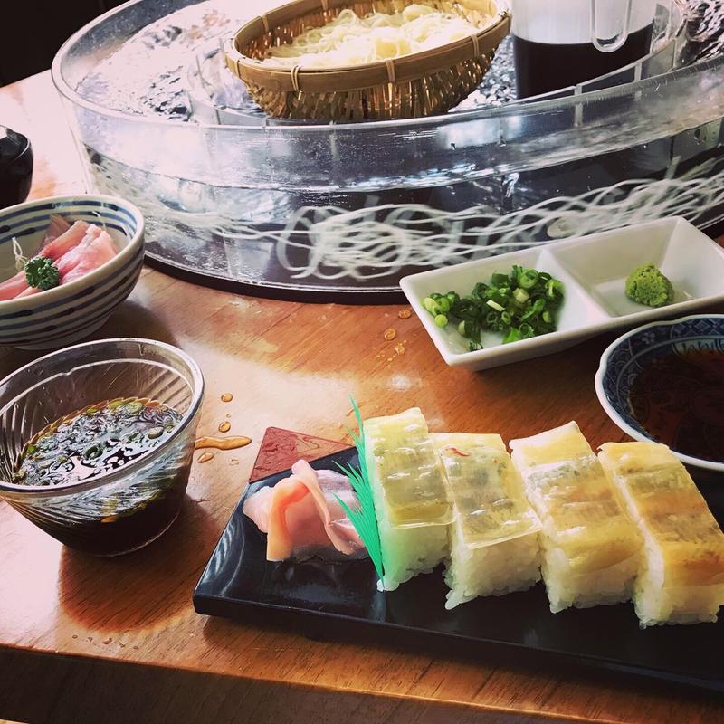 (唐船峡 そうめん流し 鱒乃家 )