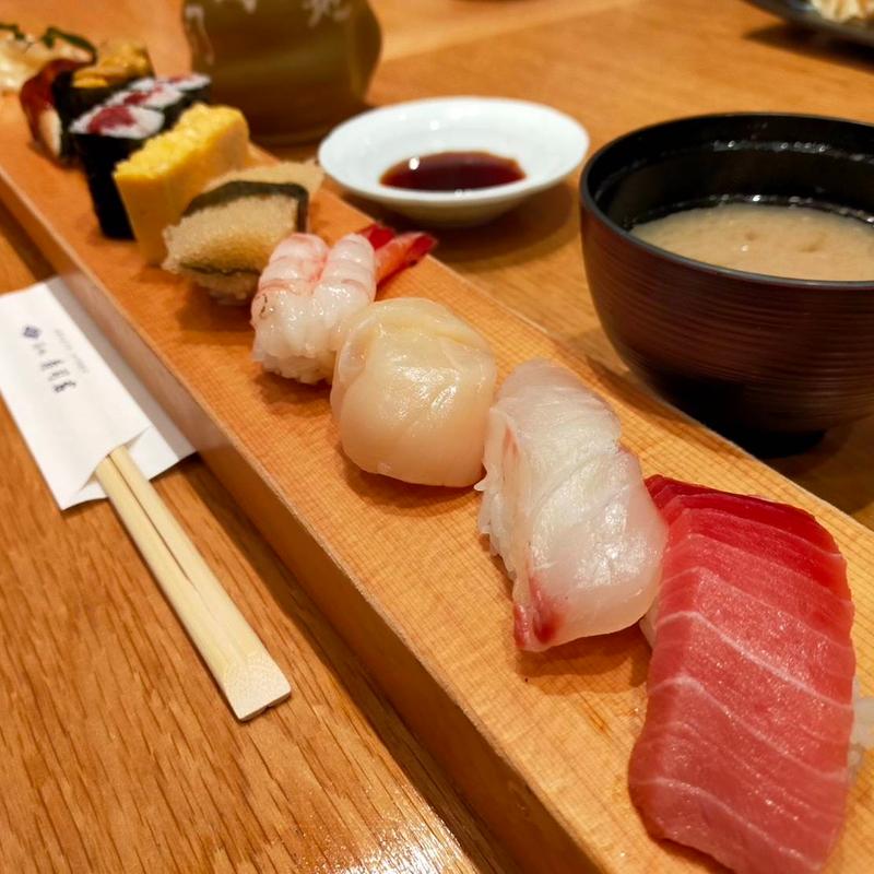 江戸前握り松(築地寿司岩 成田空港店)