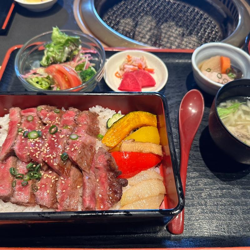 (米澤牛DINING べこや )