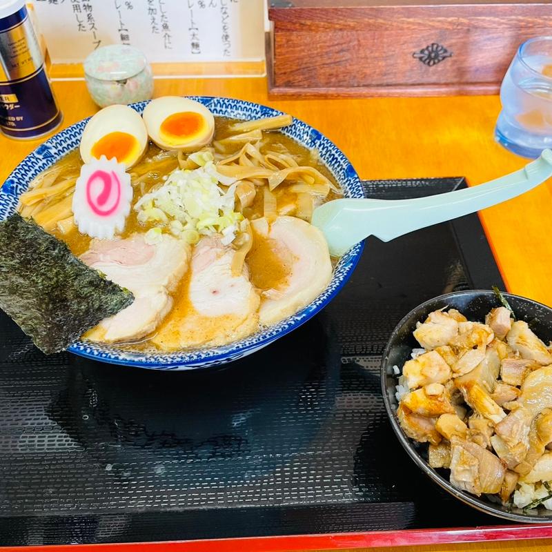 魚介チャーシュー中華そば＋メンマ＋味玉＋半ライス(中華そば 香十)
