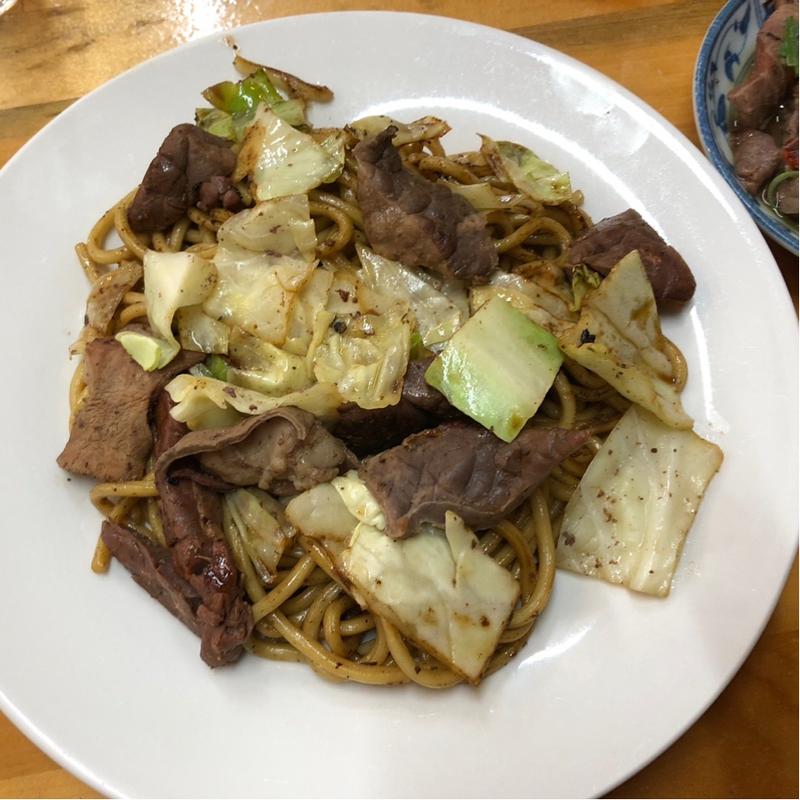 ホルモン焼きそば(小)(ホルモン権兵衛)