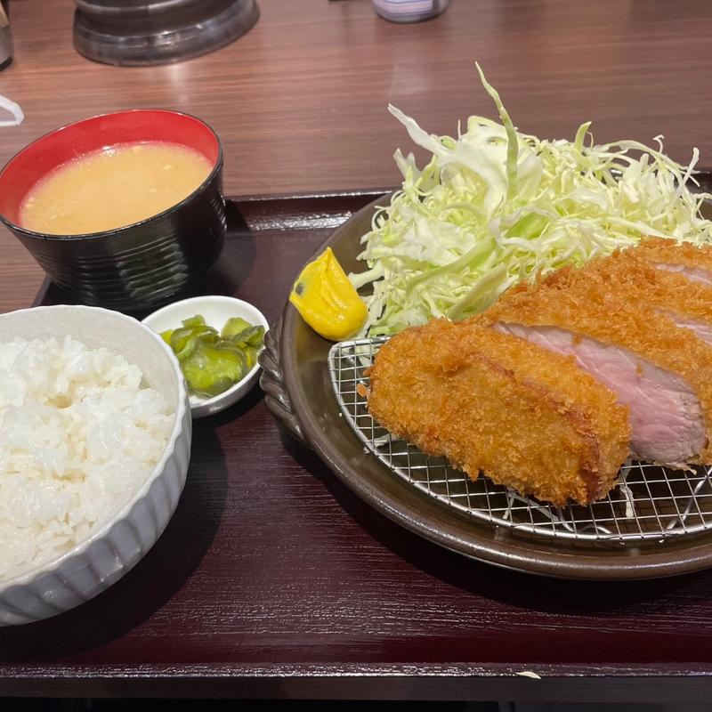 (肉屋食堂　たけうち)