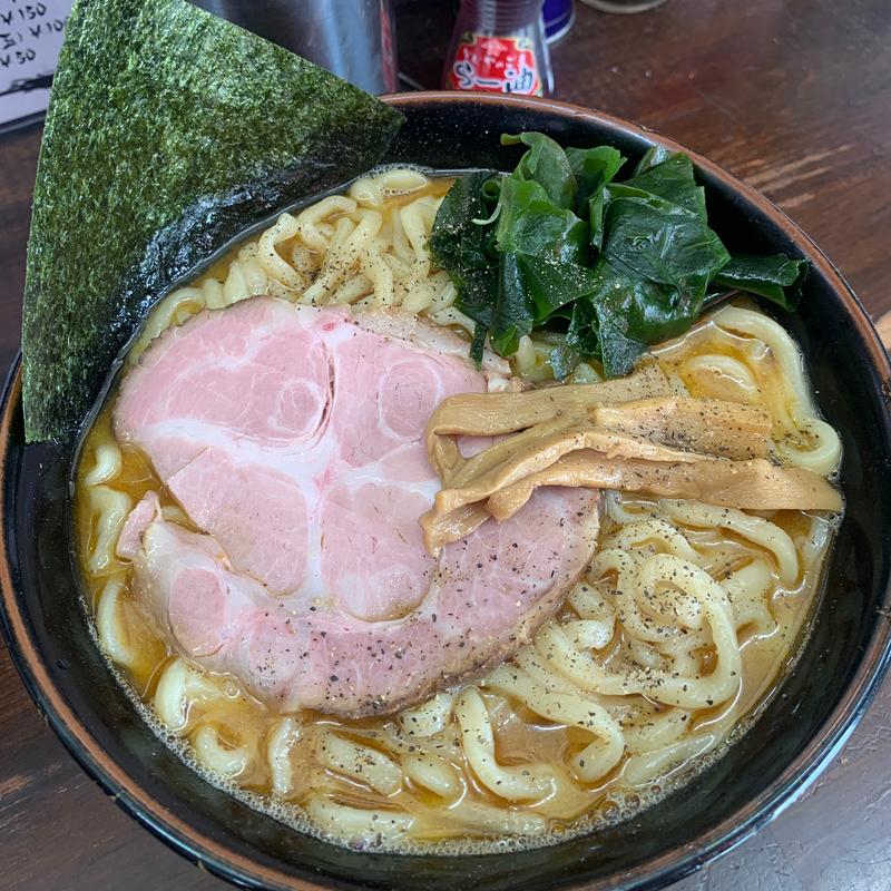 囲らーめん赤(自家製麺 囲)