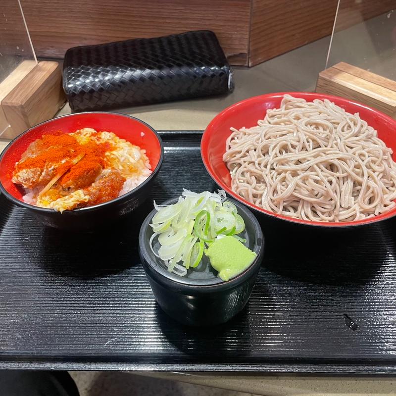 ミニメンチカツ赤　セット(名代 富士そば 道玄坂店)