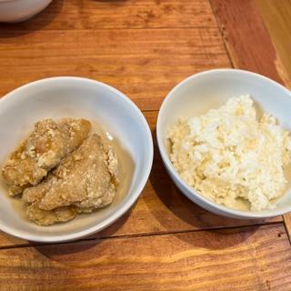 笹川流れの塩唐揚げ　2個小ライスセット(鶏煮干しそば きんぼし)