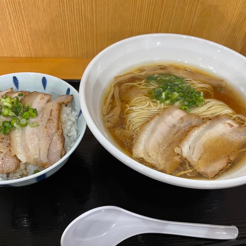 中華そば、炙りチャーシュー丼(中華そば和楽庵)