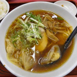 ワンタンメン【醤油】(麺王 南柏店)