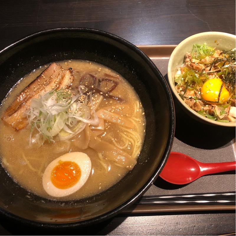 濃厚醤油ラーメン(麺匠かぐや)
