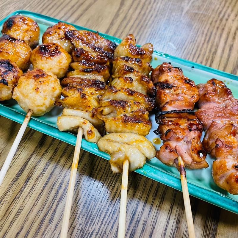 もも焼き＆鳥皮焼き＆つくね(串焼き 与兵)