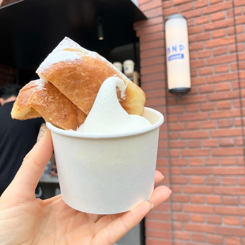 ベニエと北海道ミルクソフト(BLUE NOTE PLACE / ブルーノートプレイス)