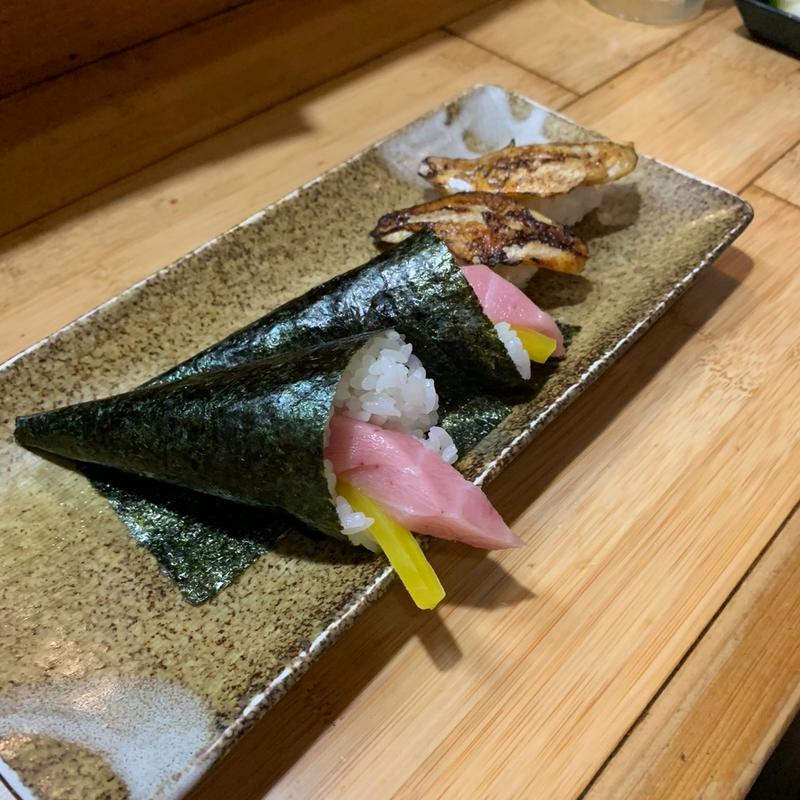 手巻きトロタクとのどぐろにぎり(すし旬 今池店)