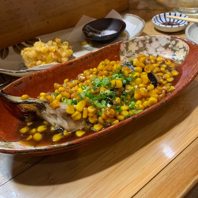 サーモンととうもろこしのポン酢バター(すし旬 今池店)