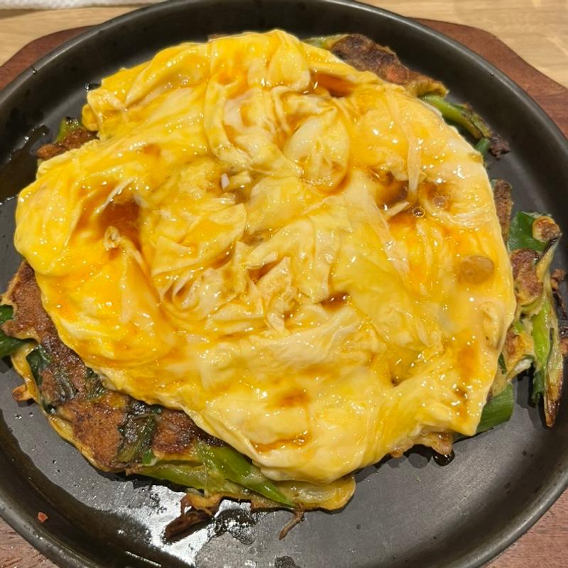 牛すじコン焼き　オムレツトッピング(清十郎 大阪国際空港店)