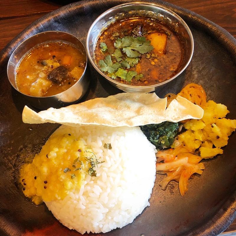 メガネターリー(MEGANE CURRY(メガネカリー))