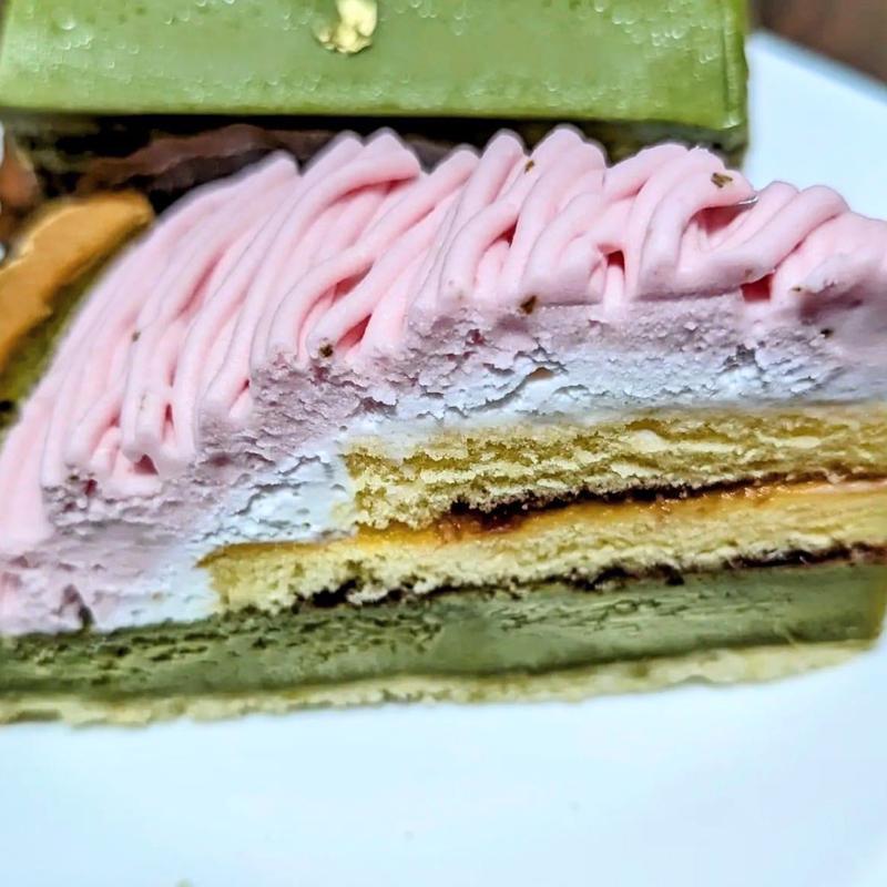 桜と抹茶のタルト(Pastry & Bakery kau kau)