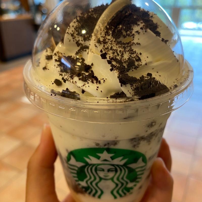 スヌーピーバニラフラペチーノ(スターバックスコーヒー アクタ西宮店)
