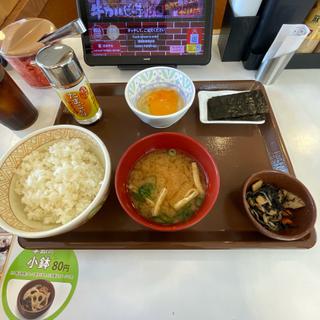 たまかけ朝食(ごはんミニ)(すき家 横浜上郷店 )