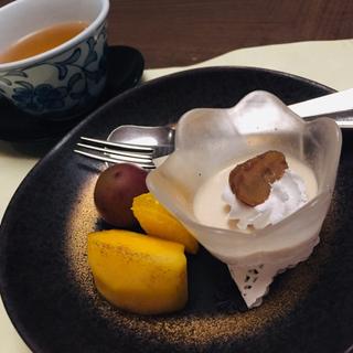 栗のムースと水菓子(ホテル 竜宮)