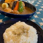 チキンと野菜(カワラヤ スープカレー （Kawaraya soup curry）)