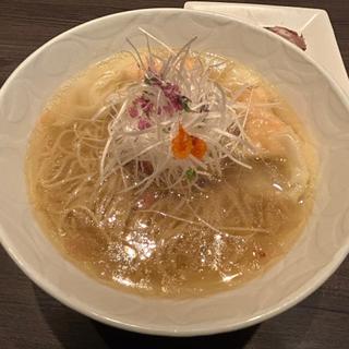 桜海老入り塩ワンタン麺(支那そばや本店 )