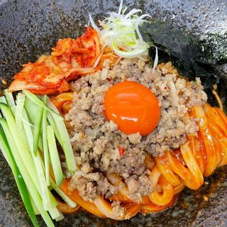 TKU風濃厚ビビン麺(極楽うどん　TKU （ティーケーユー）)