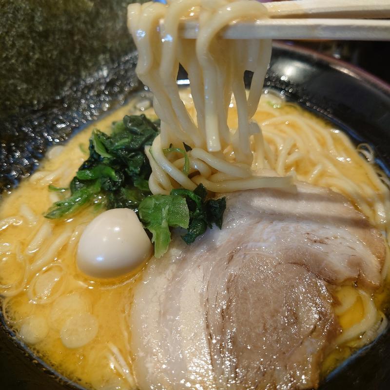 ラーメン(醤油)(横濱家系 たくみ家 桜土浦インター店)