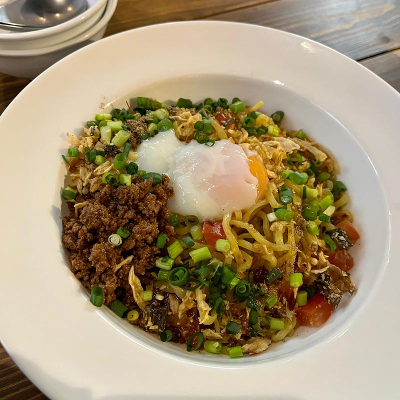 汁なし担々麺(アスリート餃子Yi-CHANG)